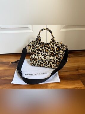 Marc Jacobs Leopard Print Small Tote(limited edition)